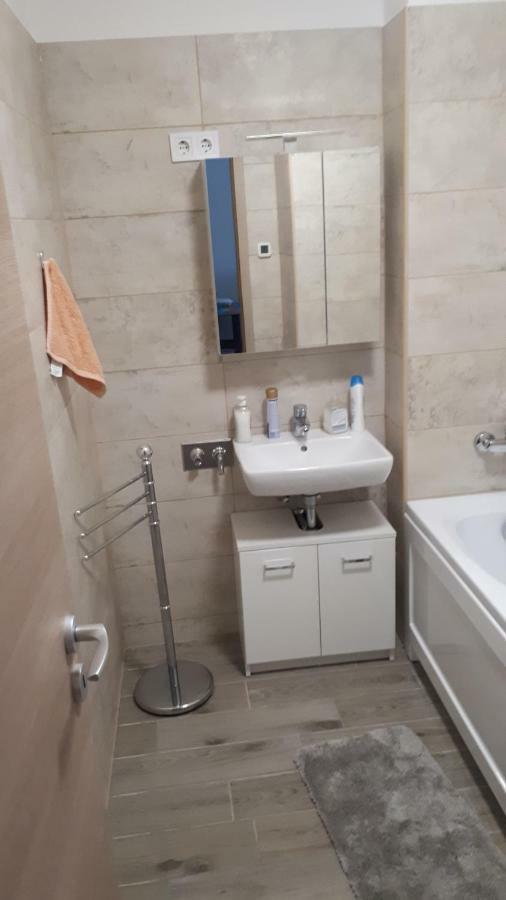 Lido riviera apartman Balatonlelle Esterno foto